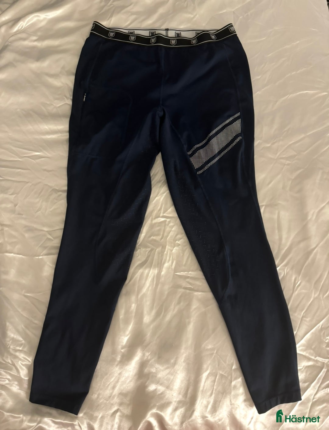Ridbyxor ryttarutrustning till salu: Ridbyxor ridtights  i Eskilstuna - Annons 2
