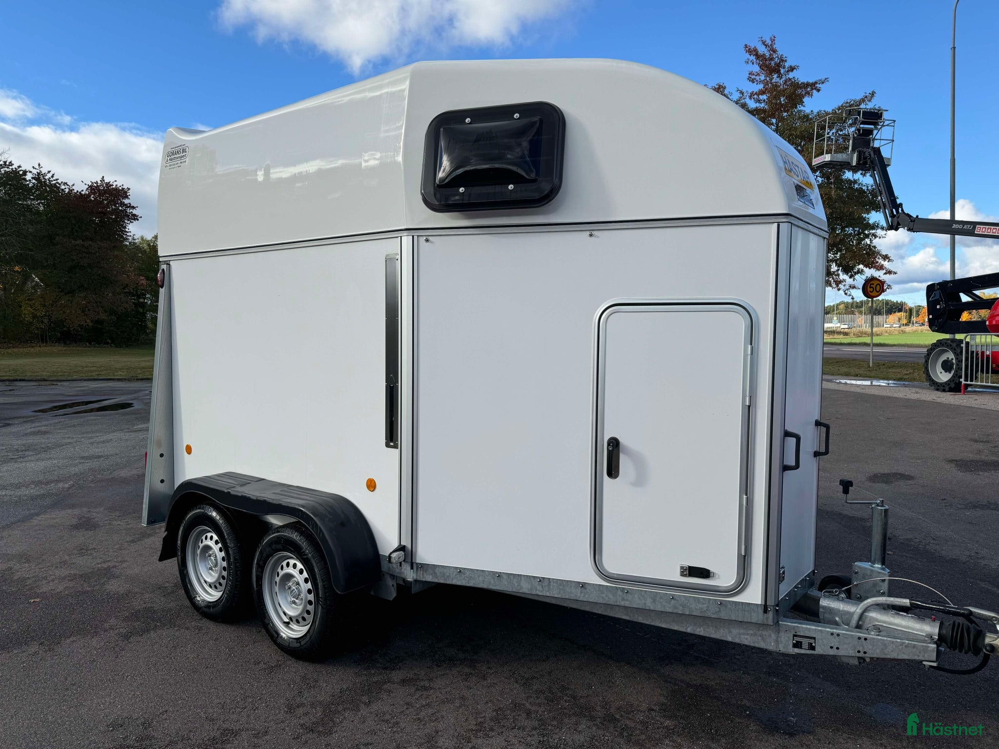 Hästtransporter  fordon & transport till salu: ROYAL XT *TIDIGARE THULE* - Annons 14