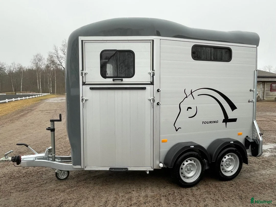 Hästtransporter  fordon & transport till salu: Tillfälligt erbjudande på NYA Touring Country - Annons 2