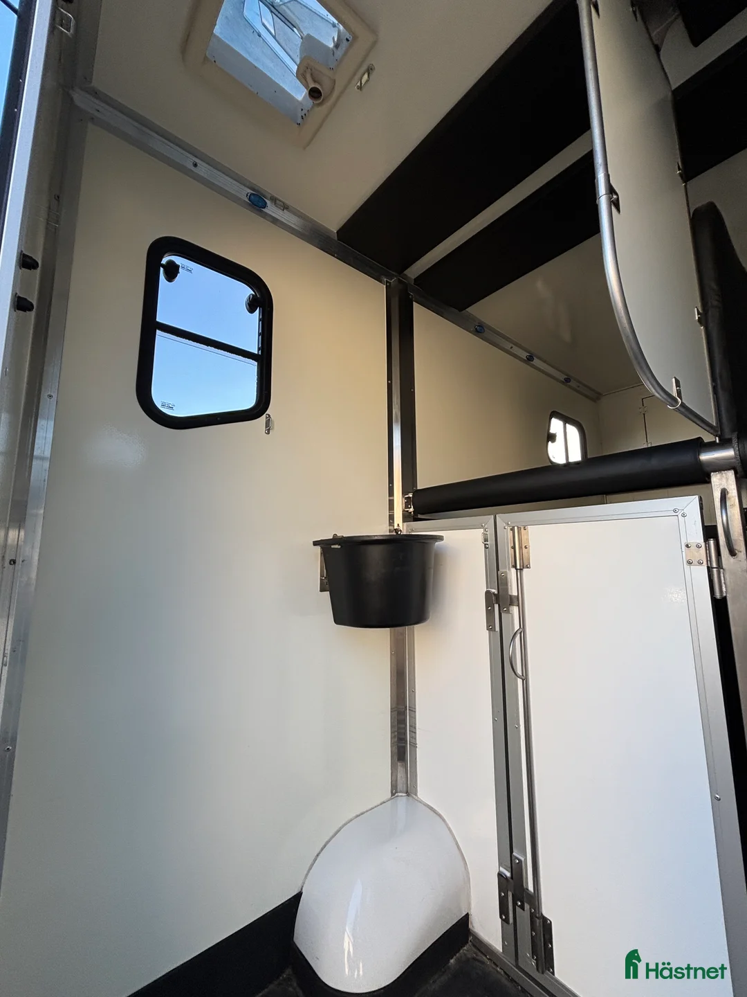 Hästlastbilar  fordon & transport till salu: Horsepartner Exclusive hästbil i Laholm - Annons 15