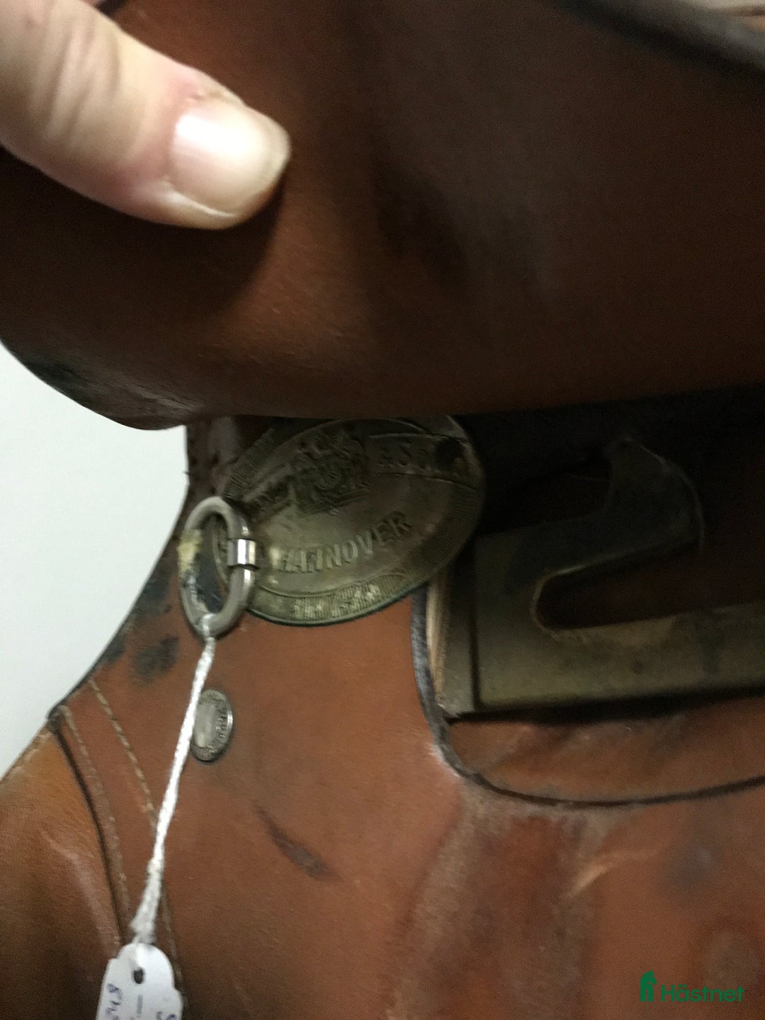 Sadlar hästutrustning till salu: Brun hoppsadel från optimum i Herrljunga - Annons 1