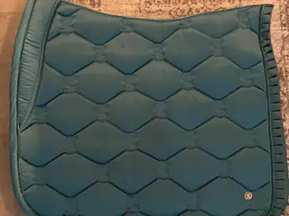 Schabrak & Vojlockar hästutrustning till salu: Nyskick, schabrak från Ps of Sweden i Västerås - Annons 2