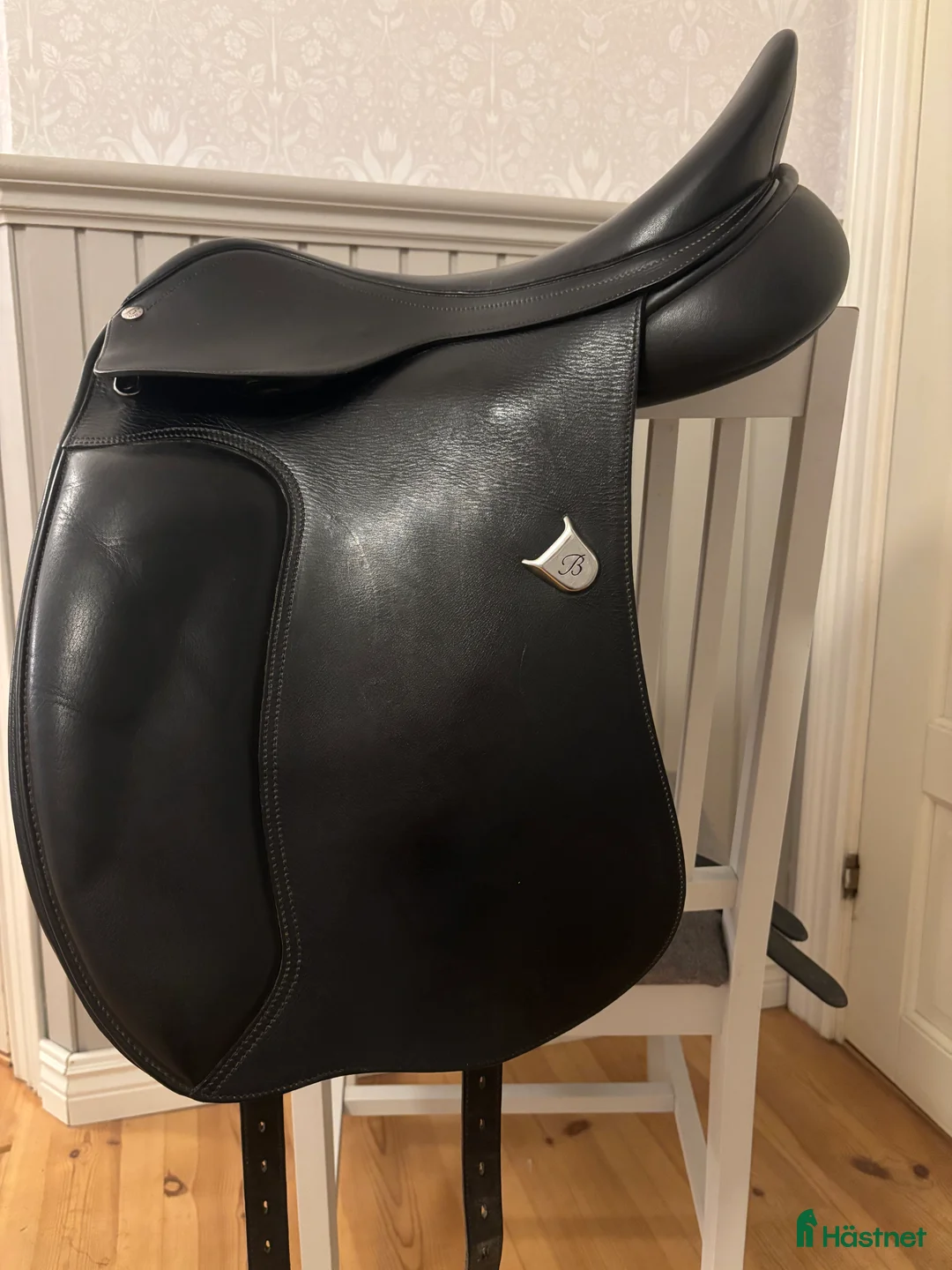 Sadlar hästutrustning till salu: Bates Icelandic säljes i Kåge - Annons 1