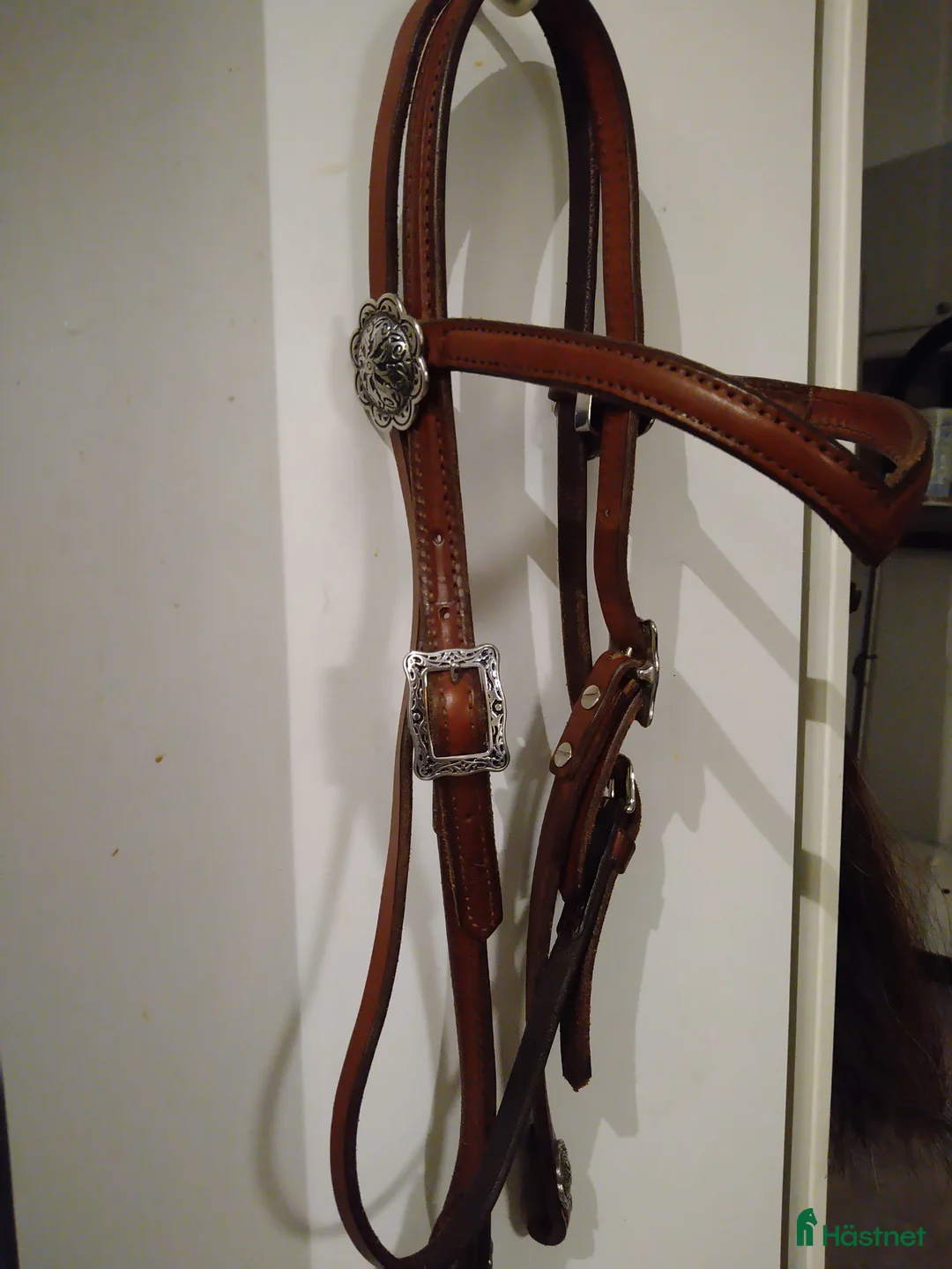 Träns hästutrustning till salu: Western huvudlag i Härnösand - Annons 1