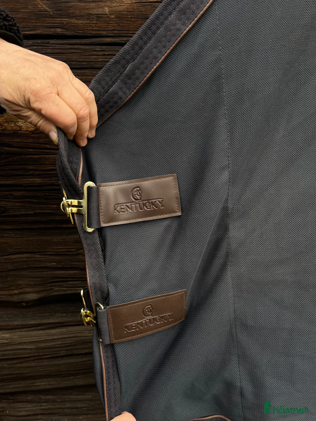 Täcken hästutrustning till salu: Täcken säljes - Annons 2