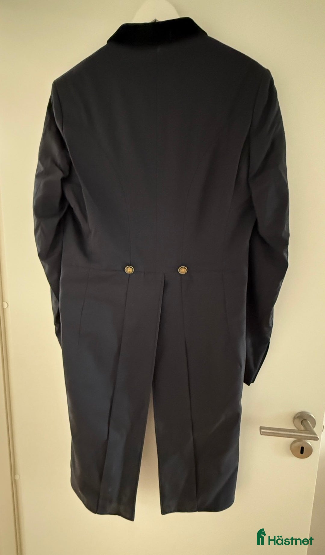 Jackor & Kavajer ryttarutrustning till salu: Frack, frack, jacka x 2 Herr i Göteborg - Annons 4
