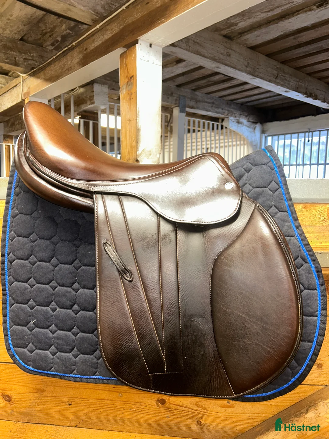 Sadlar hästutrustning till salu: Tatersallsadel i fint skick i Grillby - Annons 3