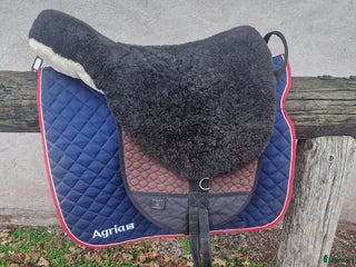 Sadlar hästutrustning till salu: Christ Basic Plus barbackasadel, fårskinn i Kalmar - Annons 7