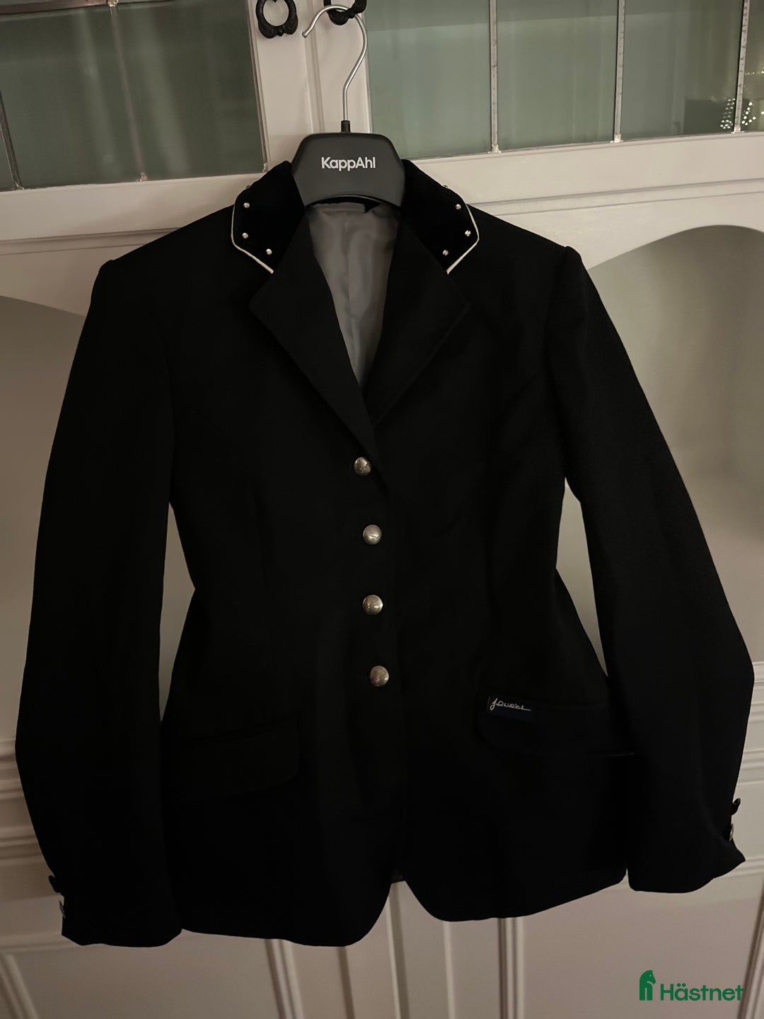 Jackor & Kavajer ryttarutrustning till salu: RIDKAVAJ MED BLING!  i Stånga - Annons 3