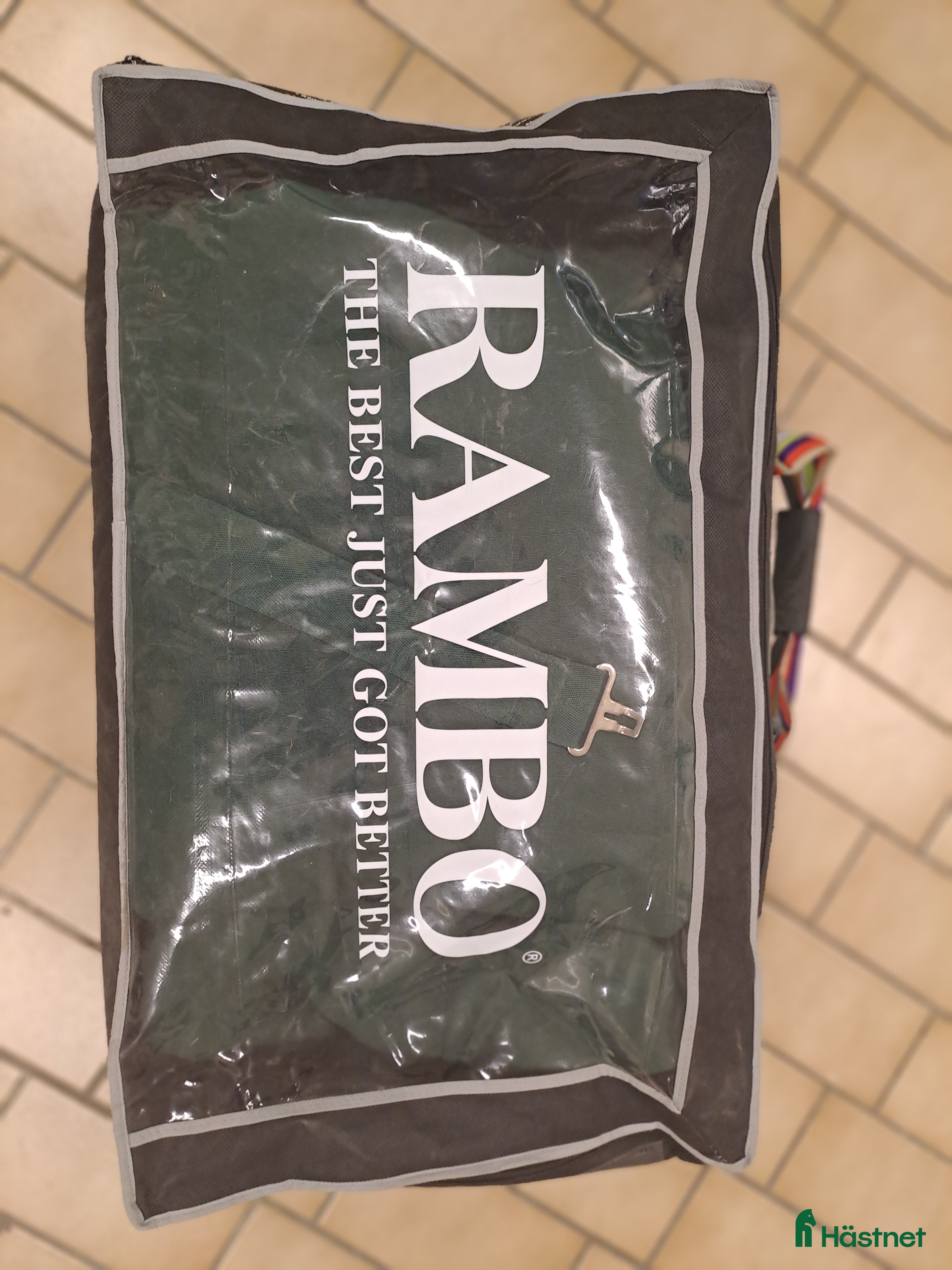 Täcken hästutrustning till salu: Rambo stalltäcke - Annons 4