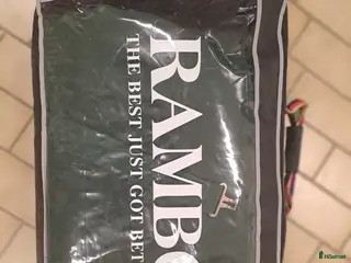 Täcken hästutrustning till salu: Rambo stalltäcke - Annons 4