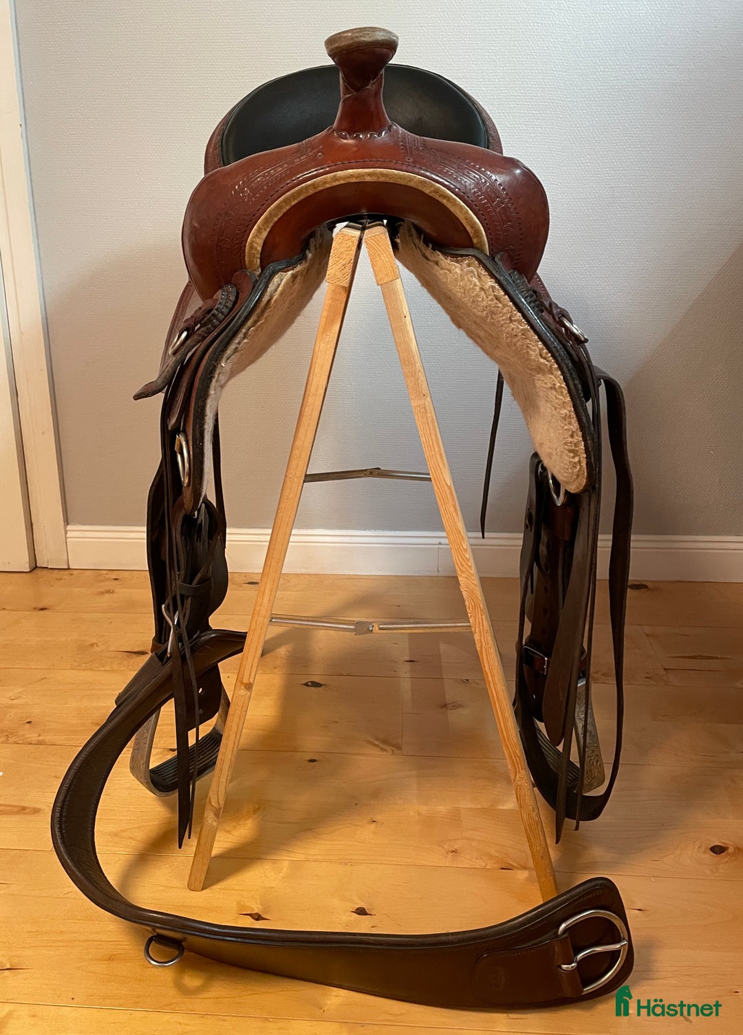 Sadlar hästutrustning till salu: Westernsadel, komplett i Bromma - Annons 3