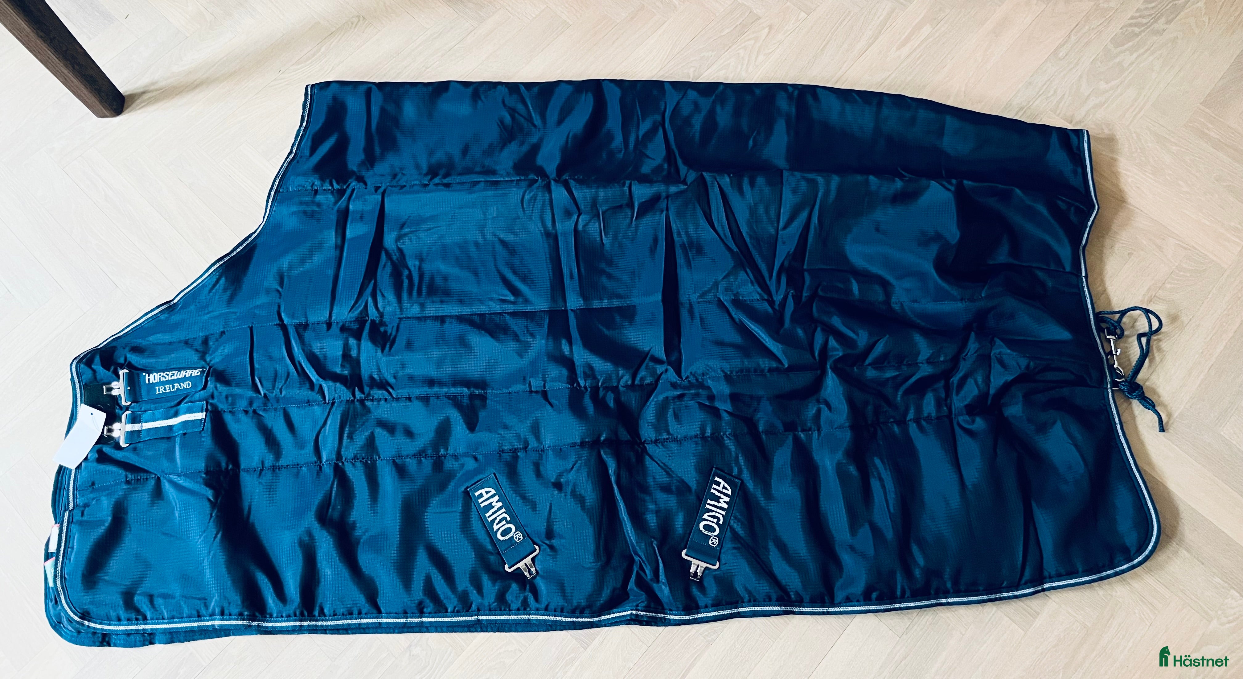 Täcken hästutrustning Oanvänt Amigo Insulator stalltäcke - Annons 7