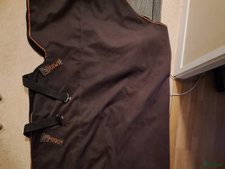 Täcken hästutrustning till salu: Horseweare Amigo 155 (250gr) i Norrköping - Annons 1