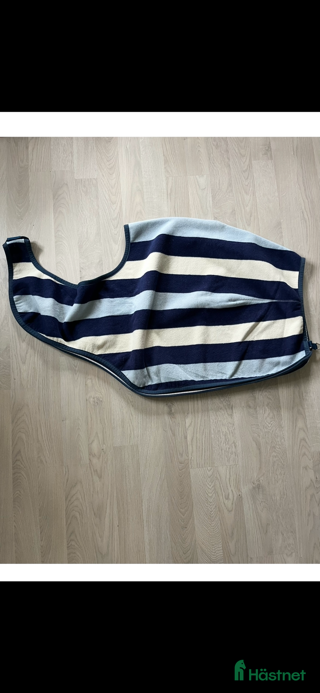 Täcken hästutrustning till salu: Täcken i Alingsås - Annons 4