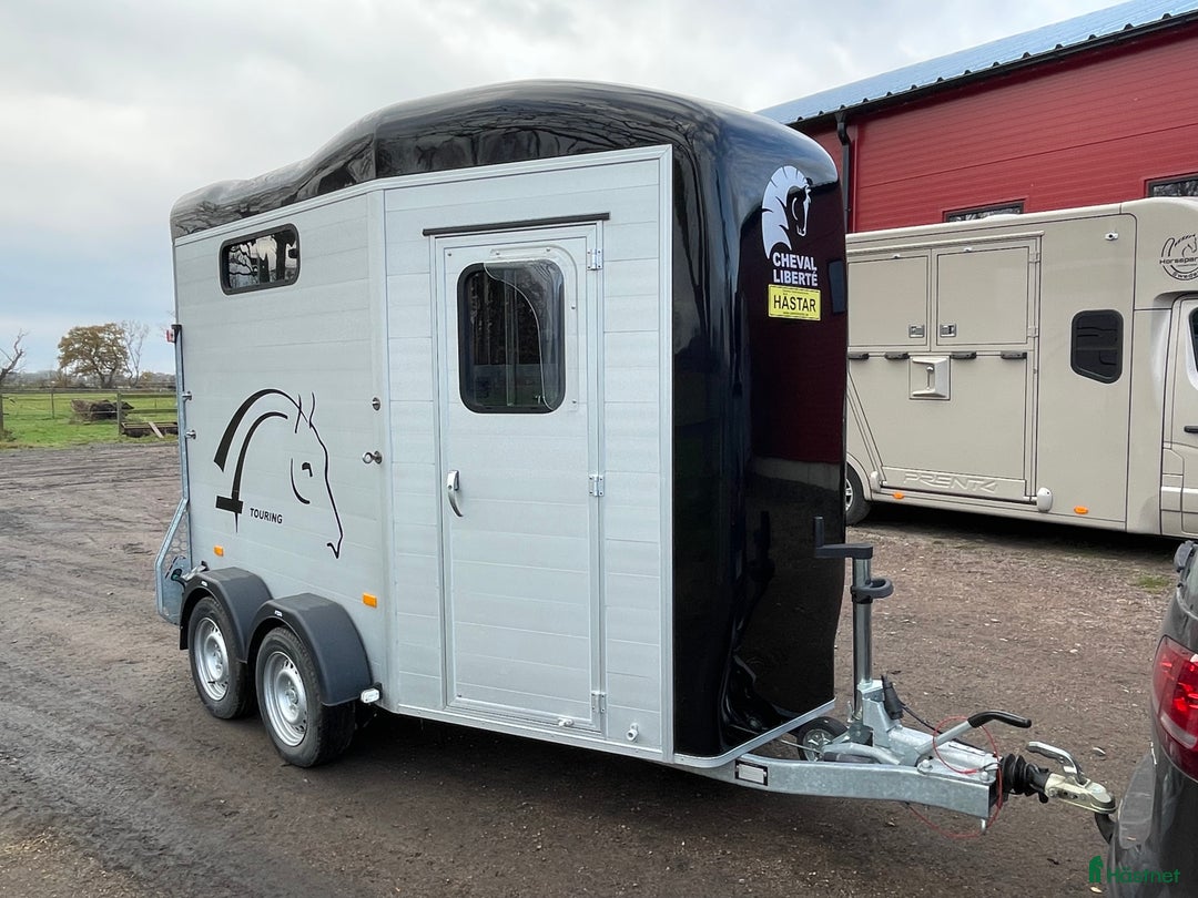 Hästtransporter  fordon & transport till salu: Touring Country, frontutlastning, sparsamt använd i Strandbaden - Annons 19