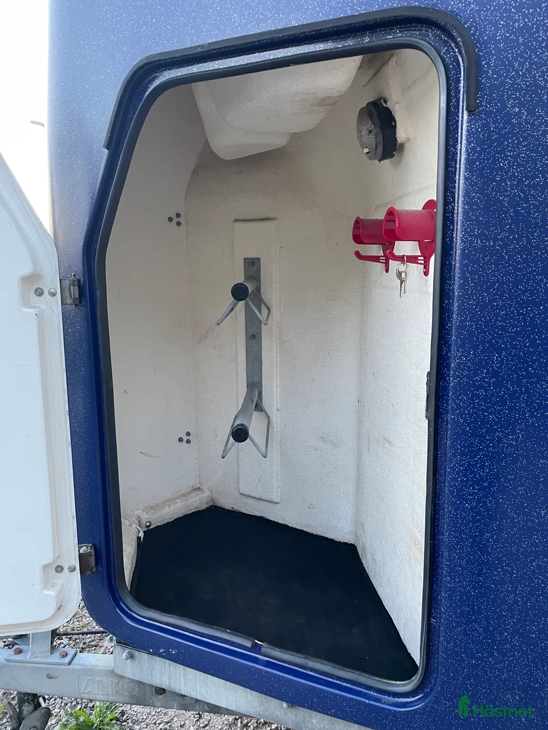 Hästtransporter  fordon & transport till salu: Opus hästtransport från 2004 säljes! i Vingåker - Annons 2