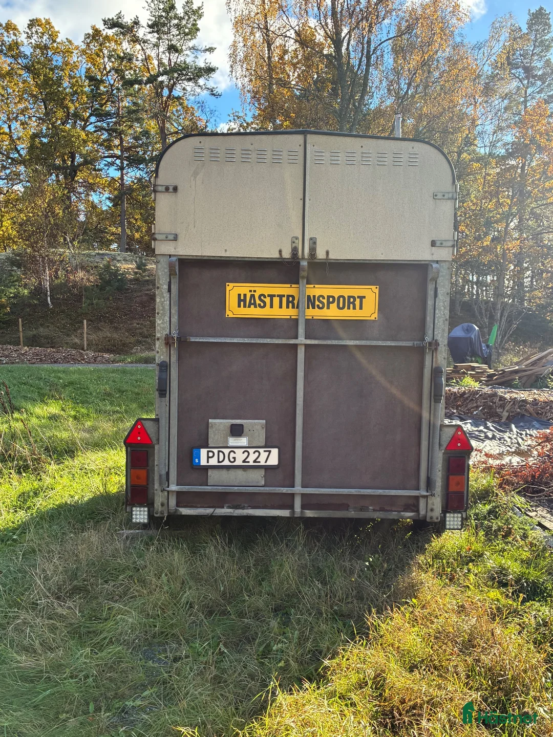 Hästtransporter  fordon & transport till salu: Äldre Ifor Williams med aluminium golv i Hölö - Annons 2
