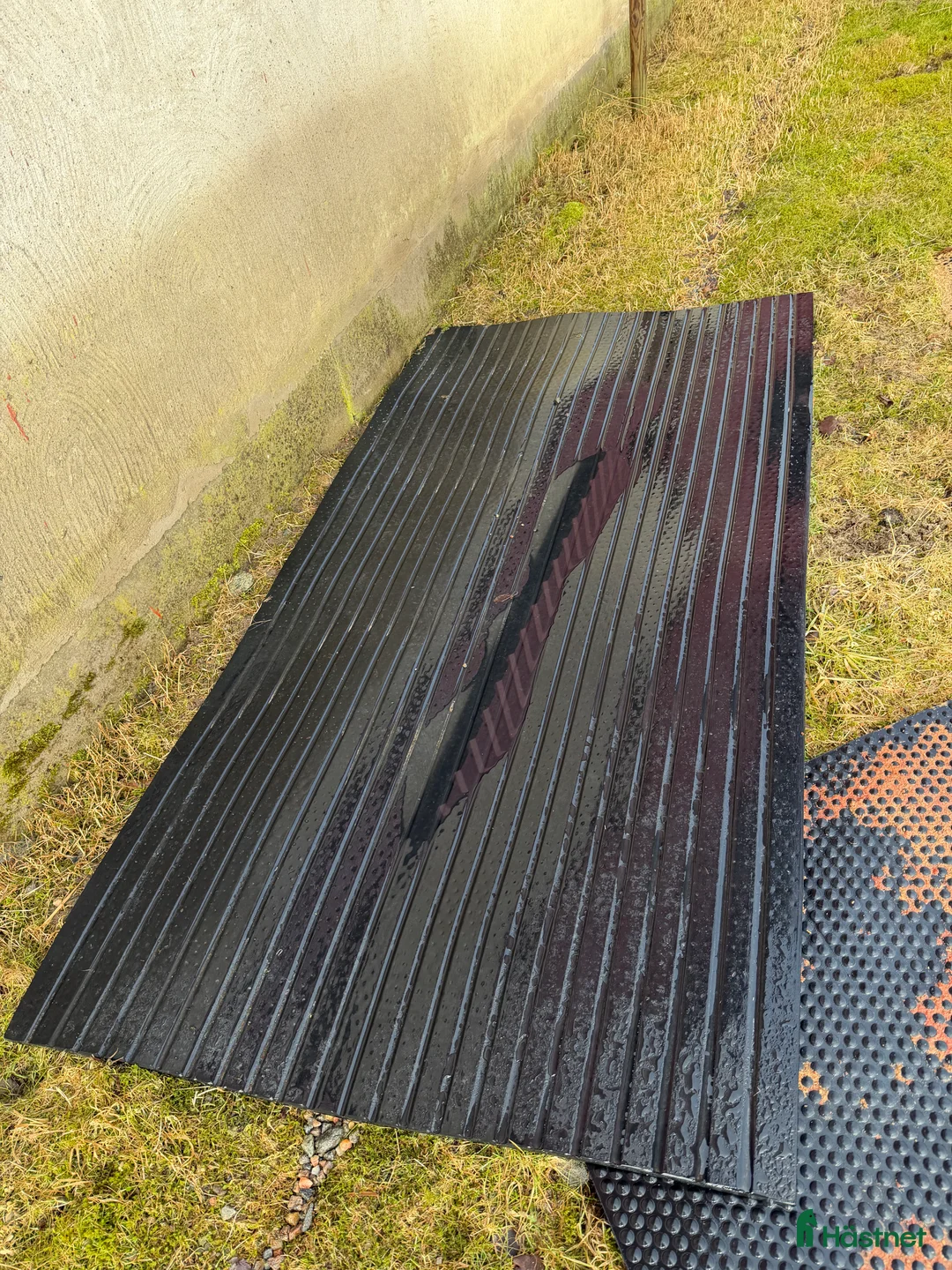 Stallinredning, stängsel & gård övrig utrustning till salu: Gummimattor stall/box - Annons 1