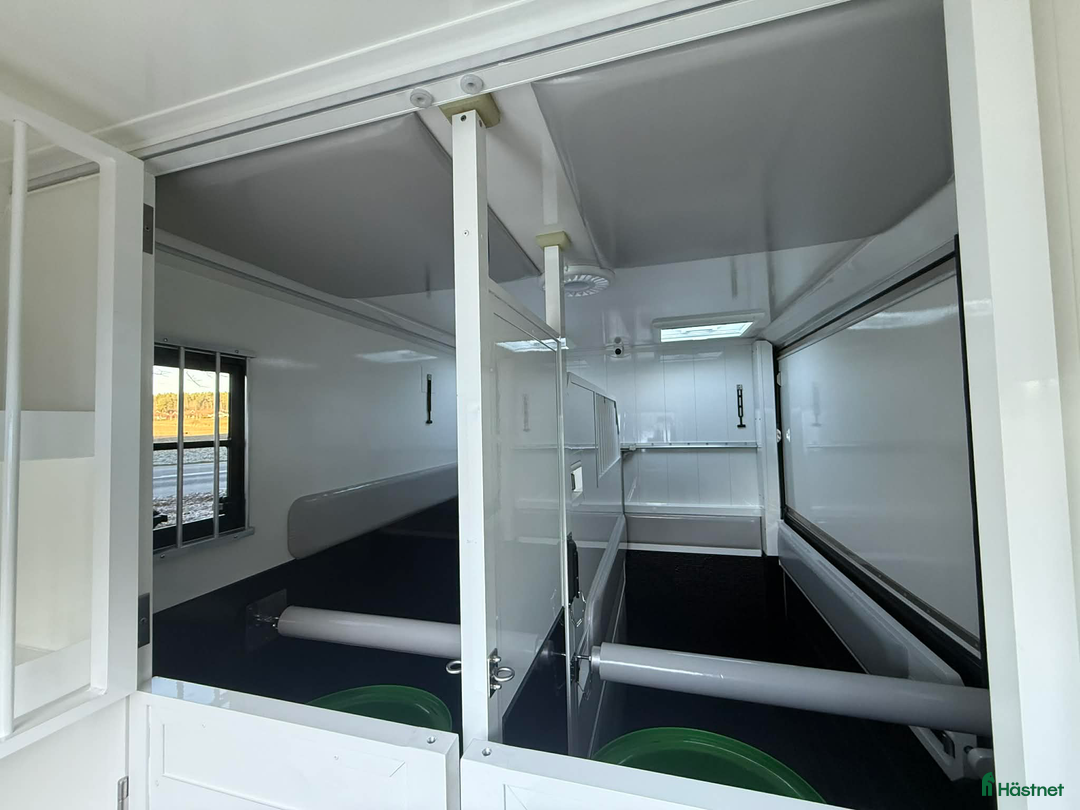 Hästlastbilar  fordon & transport till salu: NORDIC HORSE 5 STUTERI *HÖG LASTVIKT* i Köping - Annons 14