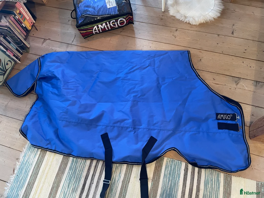 Täcken hästutrustning till salu: 2 st Horseware täcken i storlek 115 (5,6) i Gustafs - Annons 4