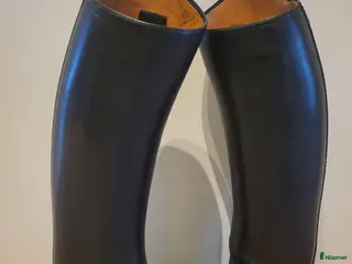 Ridstövlar ryttarutrustning till salu: Mycket fina Cavallo Grand Prix i Stockholm - Annons 5