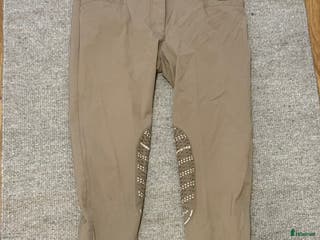 Ridbyxor ryttarutrustning till salu: Animo ridbyxor beige i Västerås - Annons 23