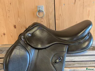 Sadlar hästutrustning till salu: Ikonic light ponny hopp hybrid - Annons 4