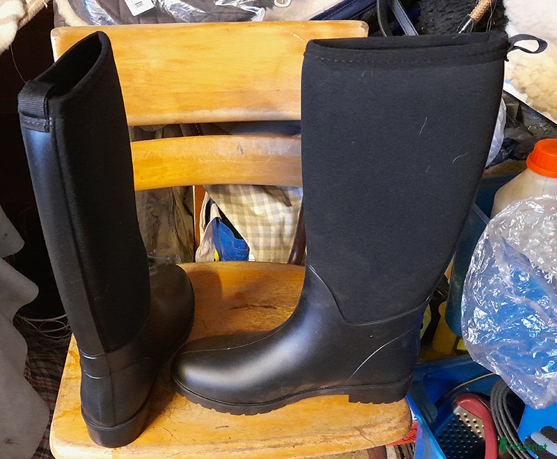 Ridstövlar ryttarutrustning till salu: Oanvänd. Neoprenstövel 36/37 med klack i Gammelstad - Annons 5