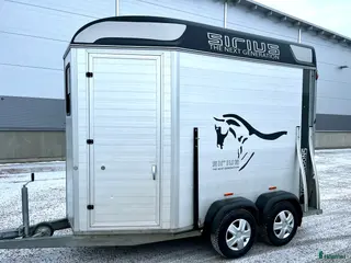 Hästtransporter fordon & transport till salu: Sirius S80 Aluminium med fronturlastning - Annons 1