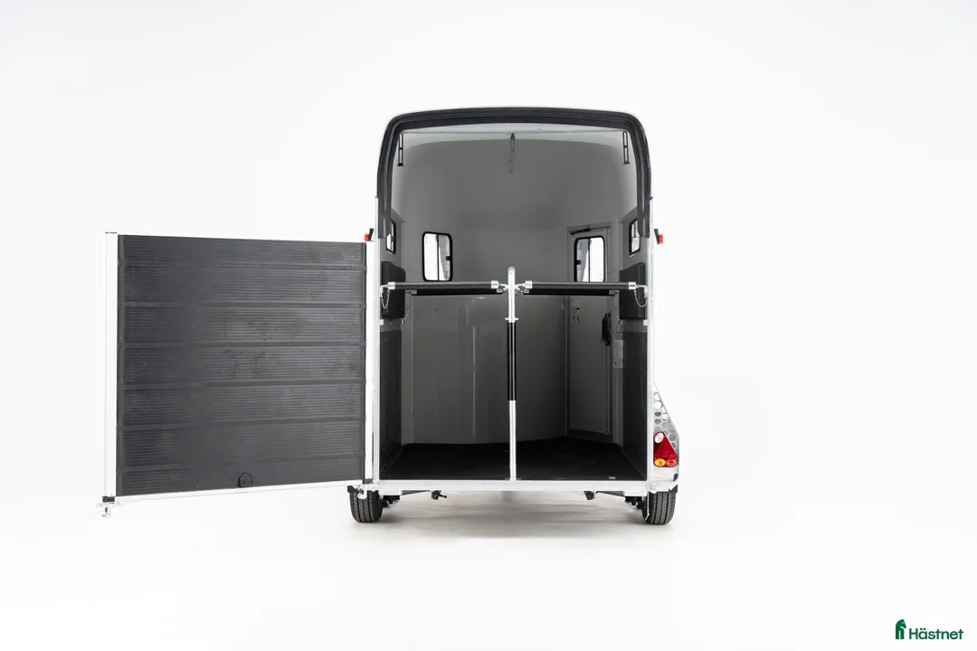 Hästtransporter  fordon & transport till salu: Cheval Liberté Gold 3 med sadelkammare - Annons 16