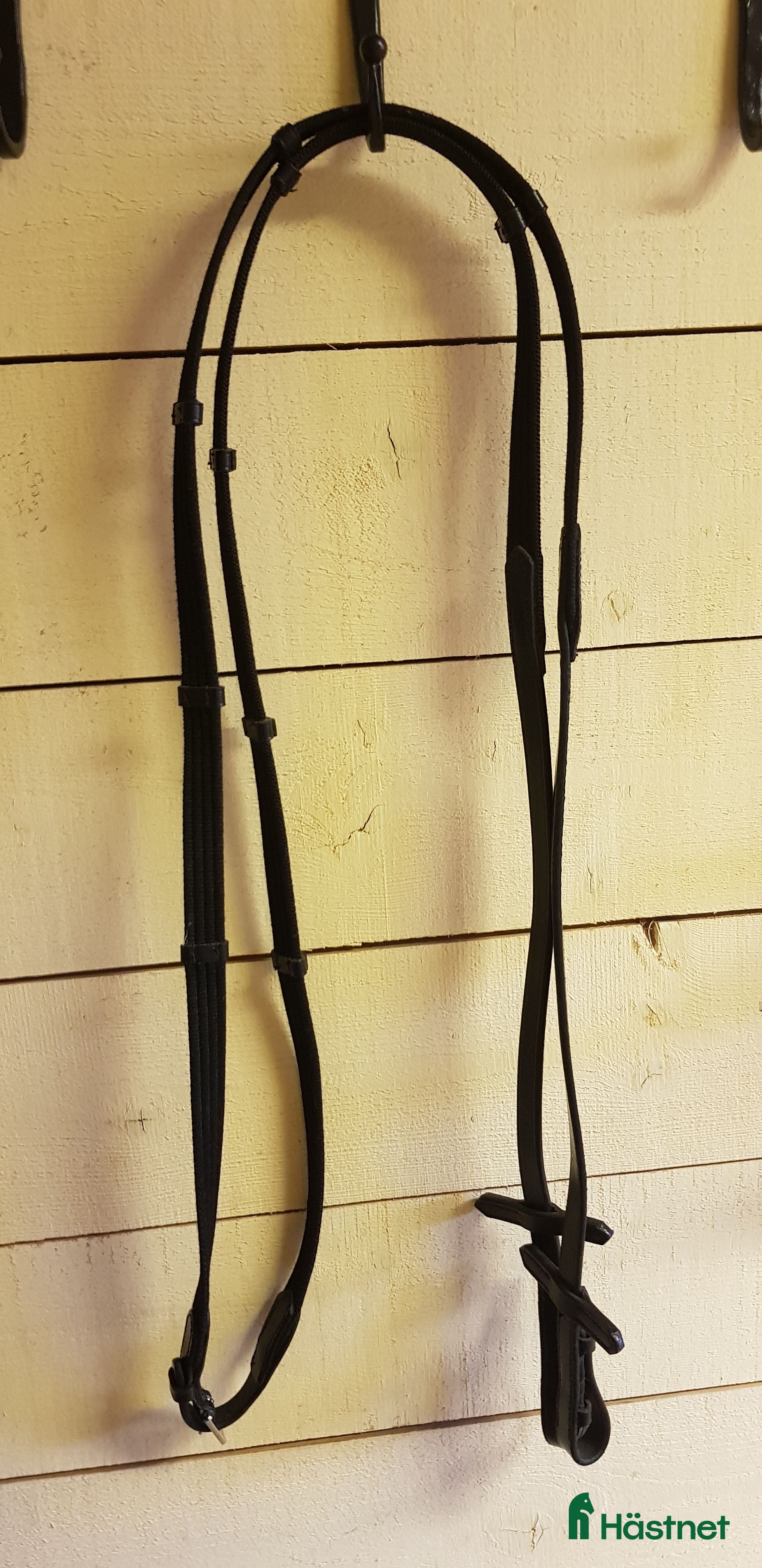 Träns hästutrustning till salu: Vävribbtygel i Nora - Annons 1