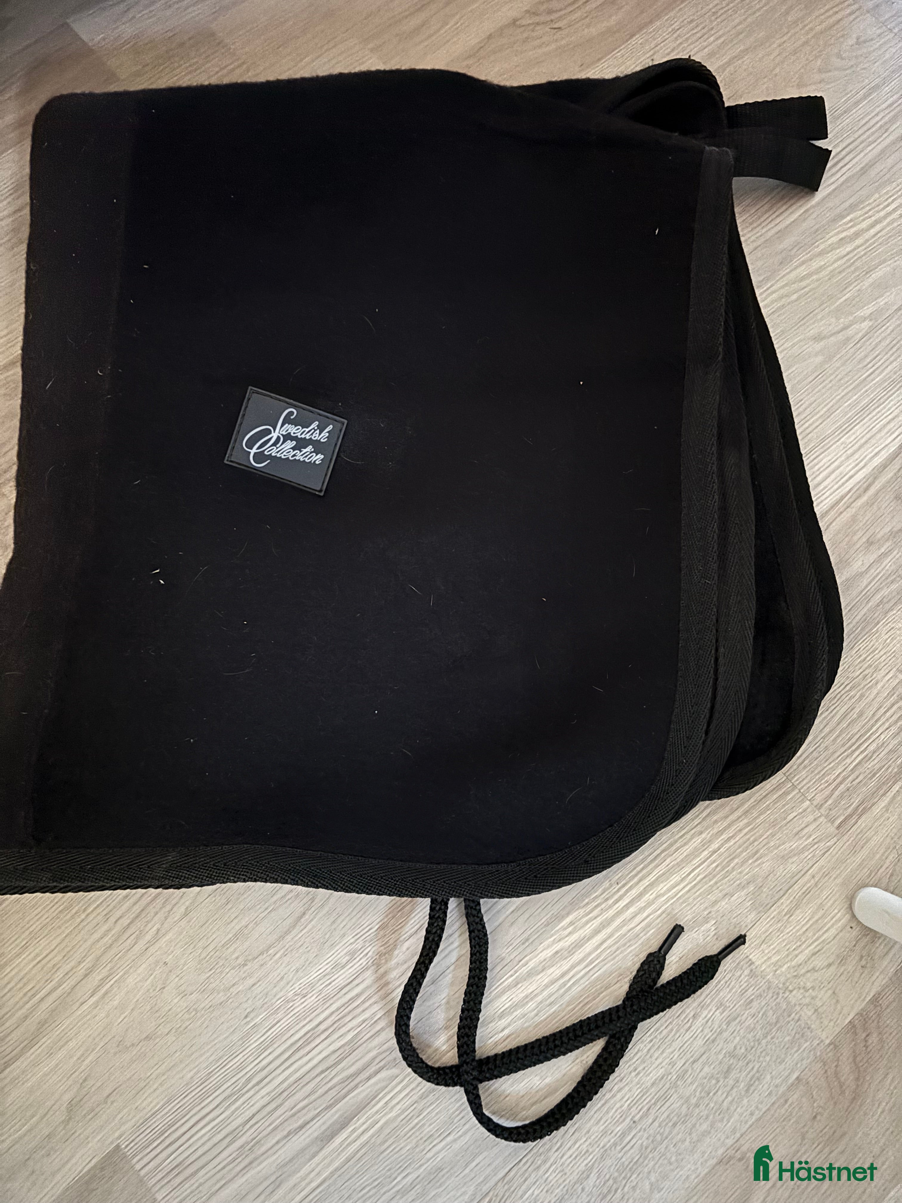 Täcken hästutrustning till salu: Ull ländtäcke  i Huskvarna - Annons 5