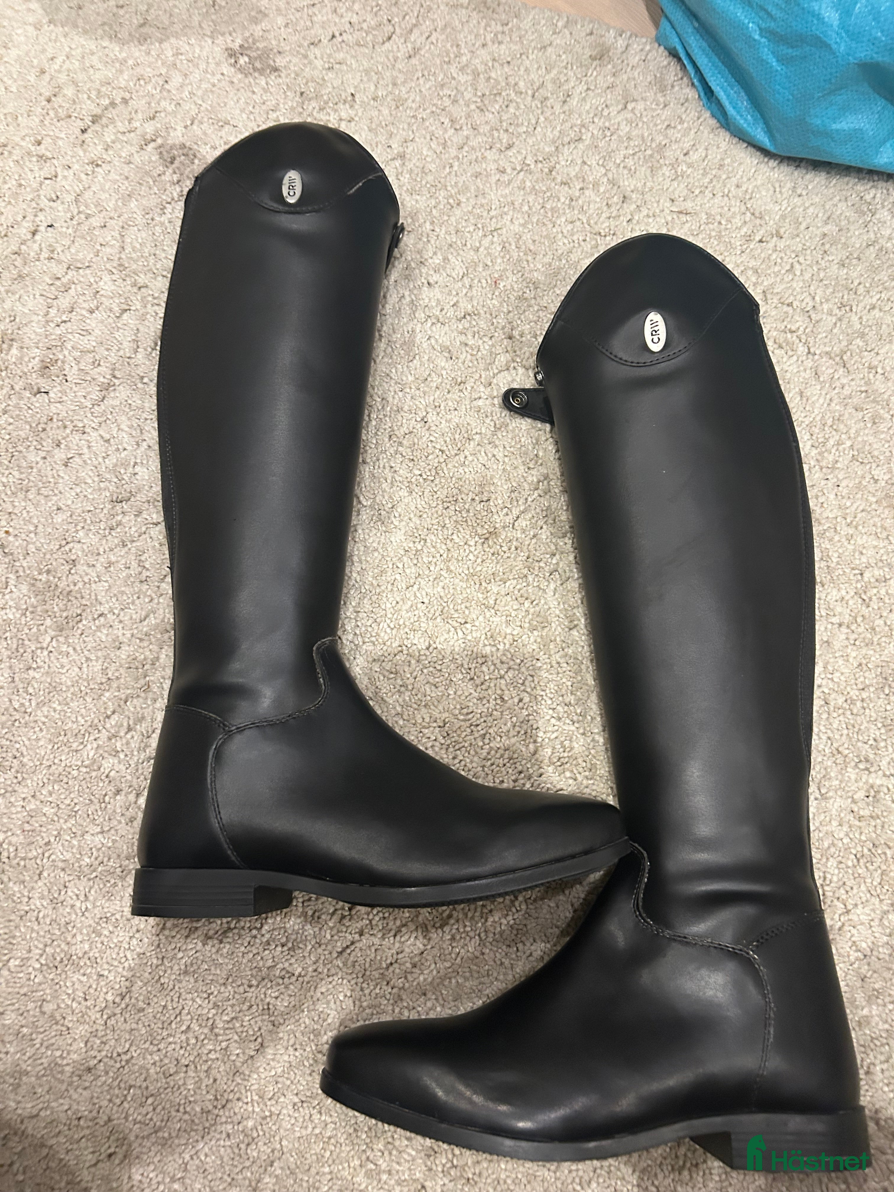Ridstövlar ryttarutrustning till salu: Crw dressyrstövel Abbey i Enhörna - Annons 4