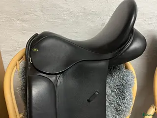Sadlar hästutrustning Spalding finesse dressyrsadel i Sävedalen - Annons 12