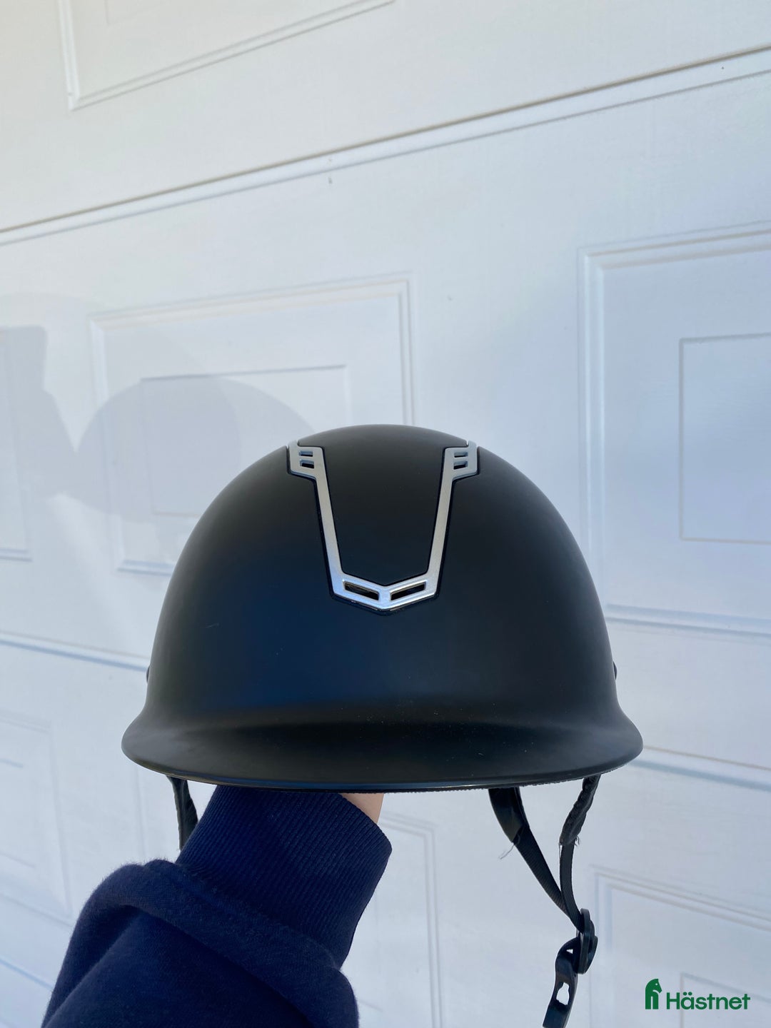 Hjälmar ryttarutrustning till salu: Ridhjälm Philly mips svart 🌸🥰 i Hammarö - Annons 1