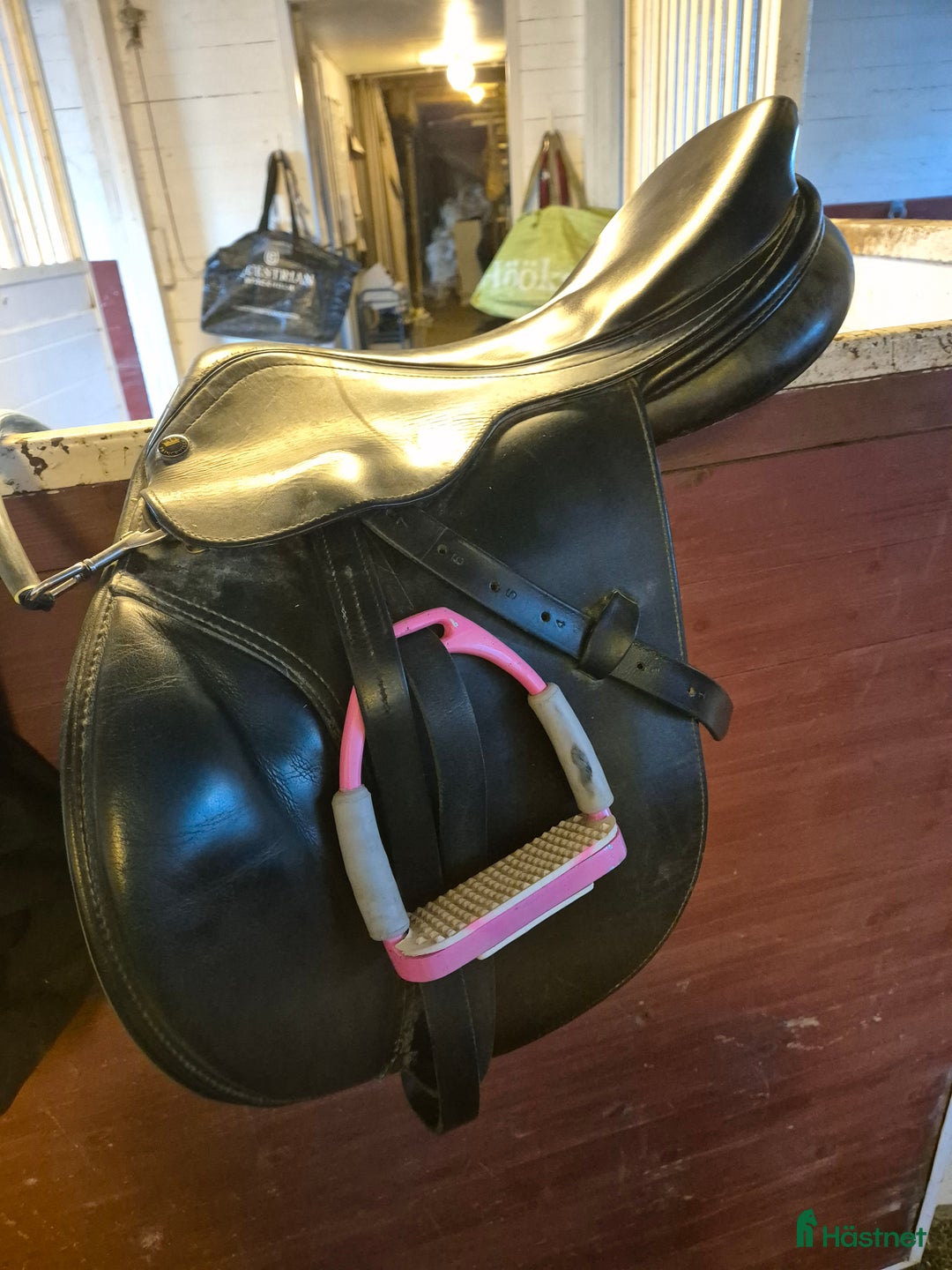 Sadlar hästutrustning till salu: Begagnad Princeville sadel  i Lyckeby - Annons 2