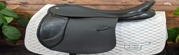 Sadlar hästutrustning till salu: Mycket bra dressyrsadel i gott skick - Annons 2