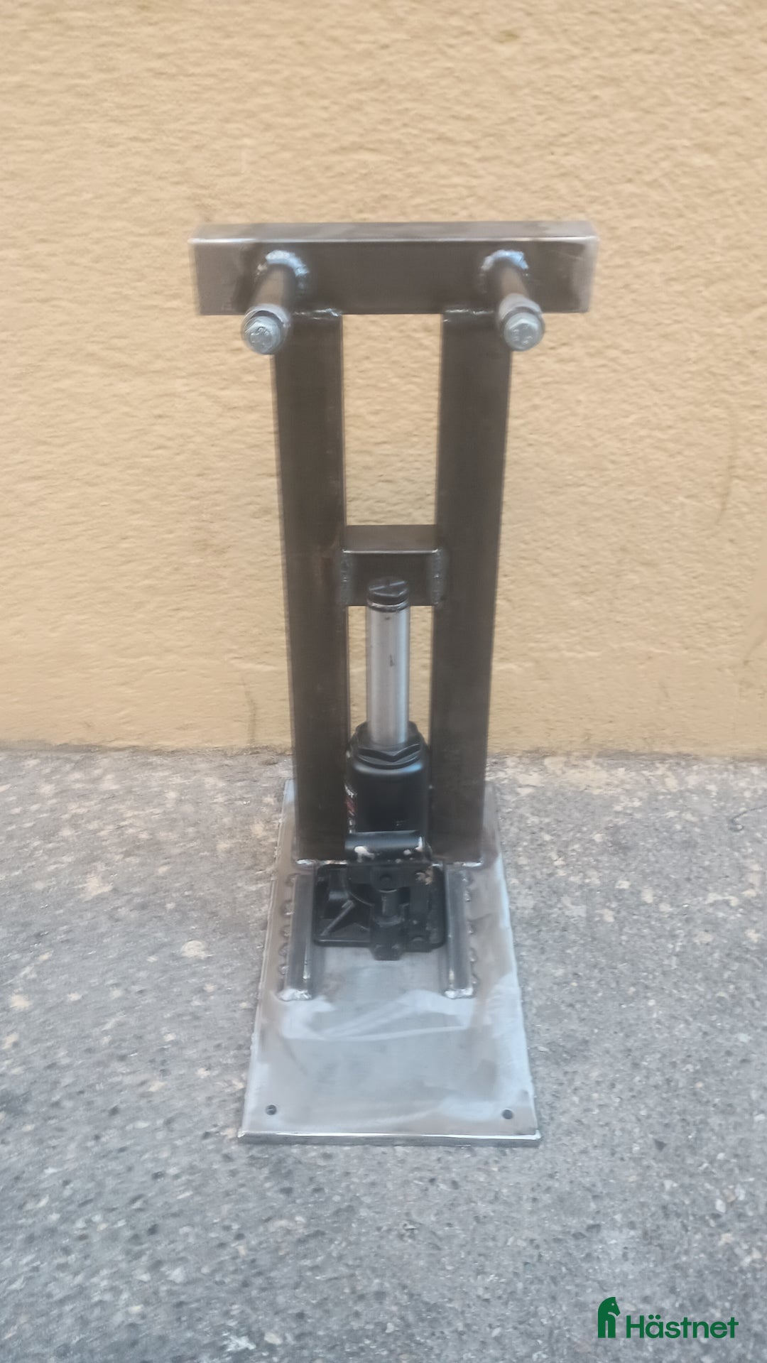 Övrig utrustning övrig utrustning till salu: Saddle Press  i Stockholm - Annons 1