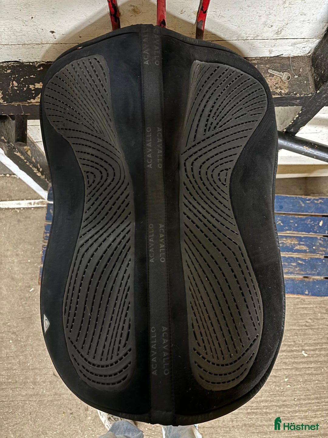 Sadeltillbehör hästutrustning till salu: Acavallo pad i Kristianstad - Annons 1