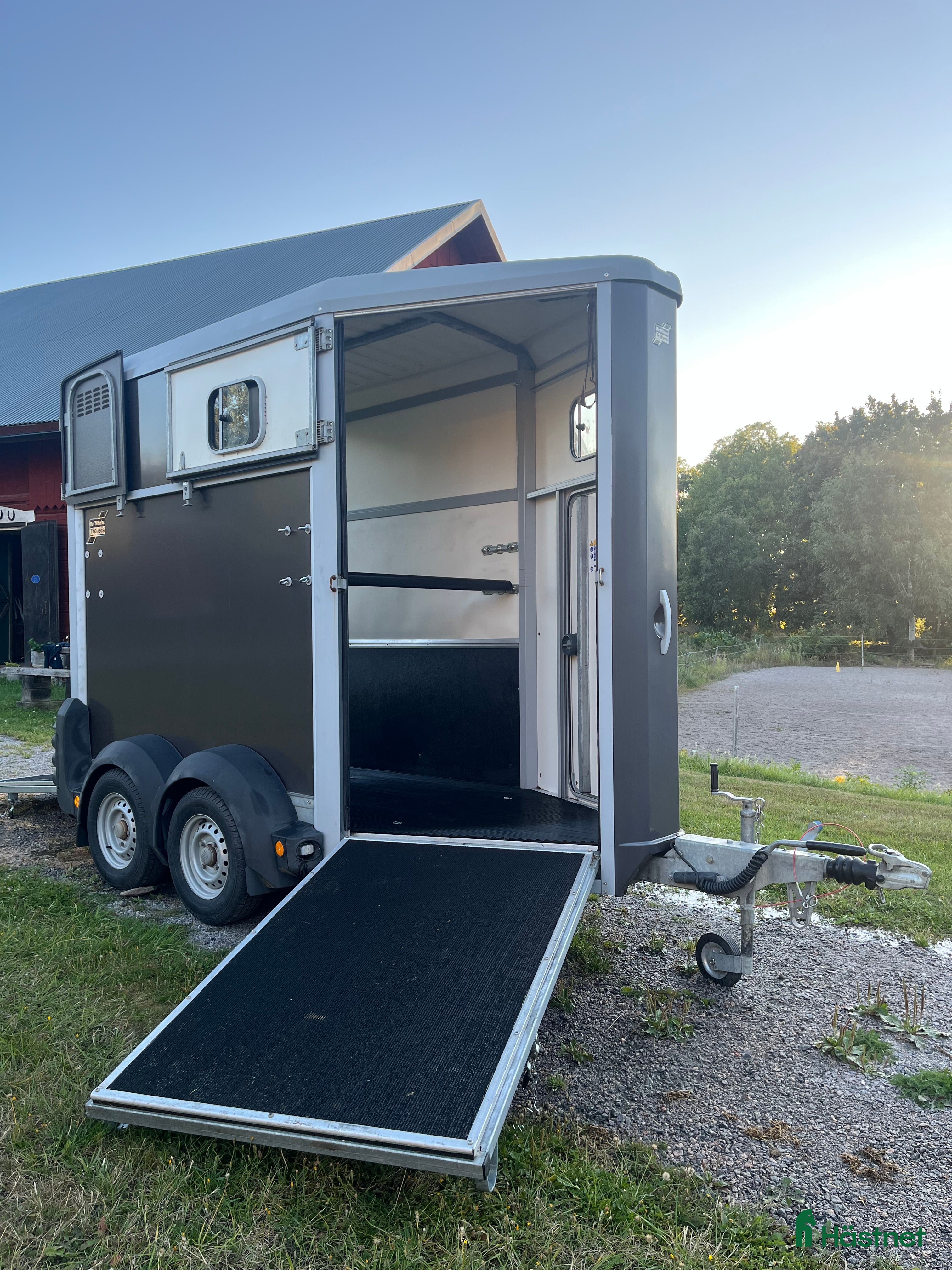 Hästtransporter  fordon & transport till salu: Mycket fint och stabilt enhästarsläp!  - Annons 2