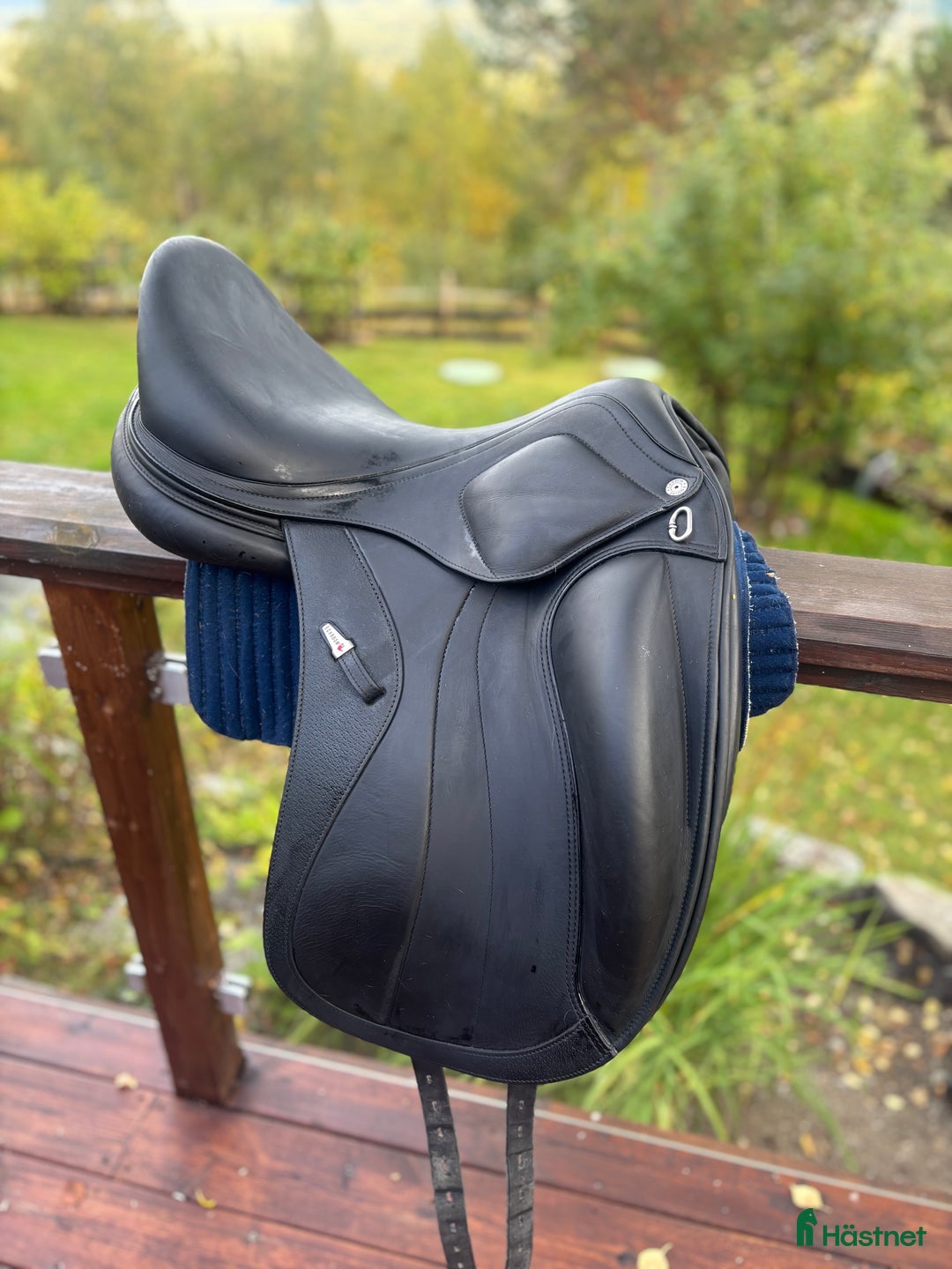 Sadlar hästutrustning till salu: Pent brukt glamour i Bolsøya - Annons 2