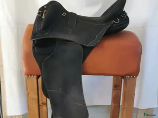 Sadlar hästutrustning Australian stocksaddle - Annons 1