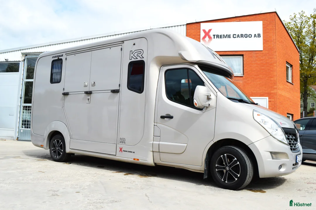 Hästlastbilar  fordon & transport till salu: Krismar 5 sits Stuteri Automat 2019 - Annons 2