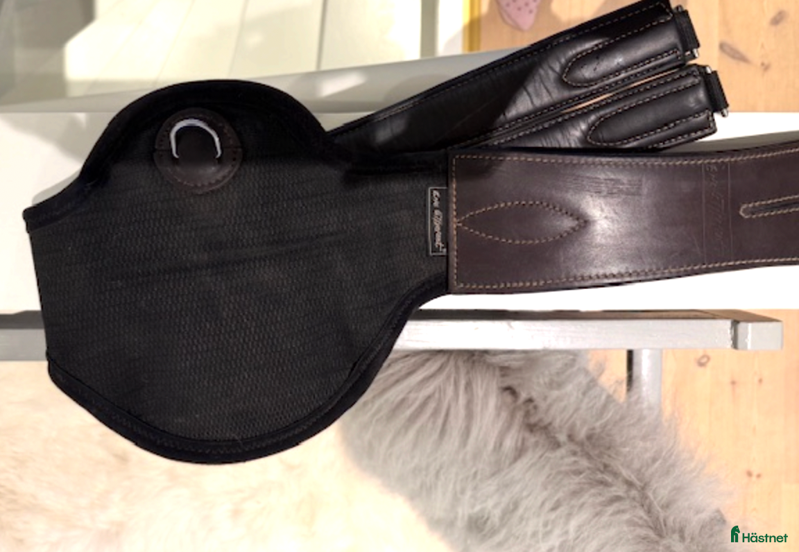 Sadeltillbehör hästutrustning Eric Le Tixerant Sadelgjord Hopp - Annons 1