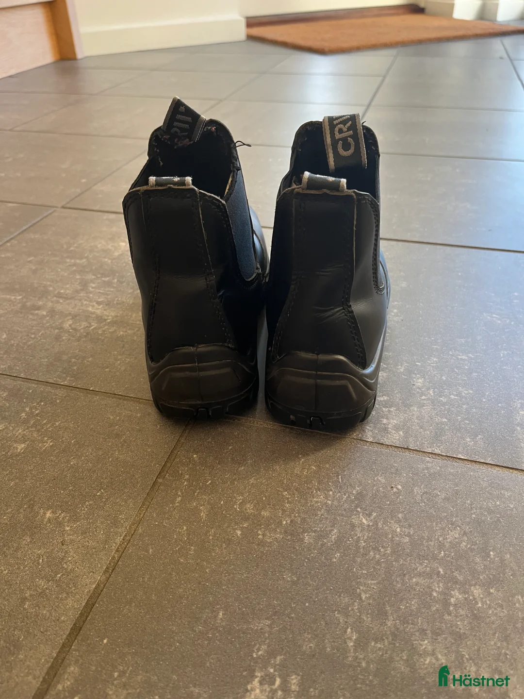 Ridstövlar ryttarutrustning till salu: Jodhpur med stålhetta från Crw - Annons 6