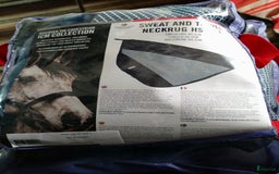 Täcken hästutrustning till salu: Täcken i Fellingsbro - Annons 4