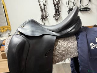 Sadlar hästutrustning till salu: Prestige Roma i Vassmolösa - Annons 1