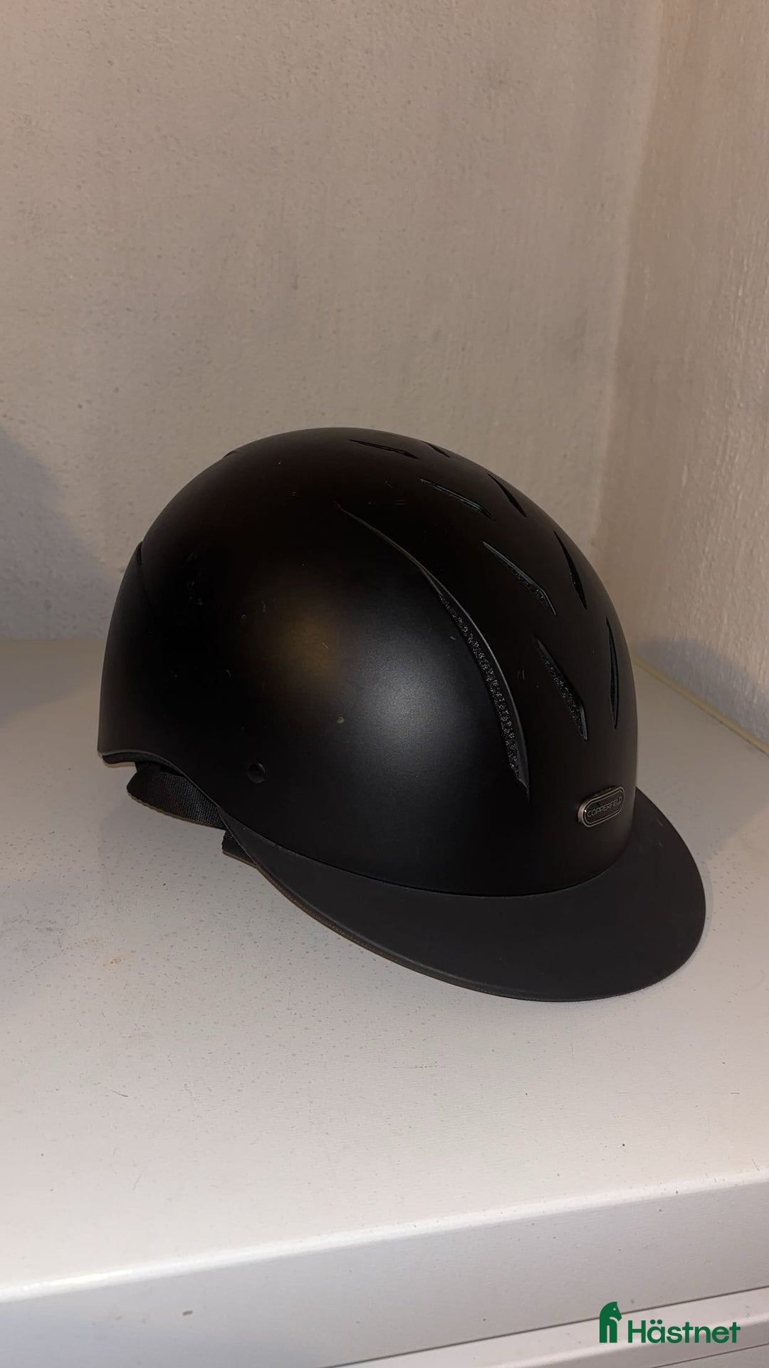 Hjälmar ryttarutrustning till salu: Två hjälmar säljes 🥰 i Ekeby - Annons 6