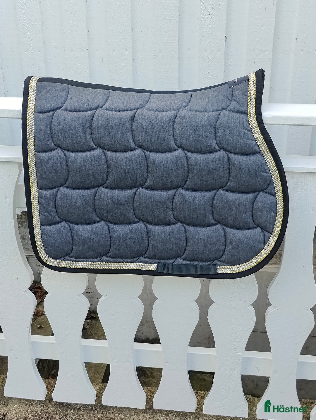 Schabrak & Vojlockar hästutrustning till salu: Nytt Anna Scarpati schabrak i Ängelholm - Annons 1